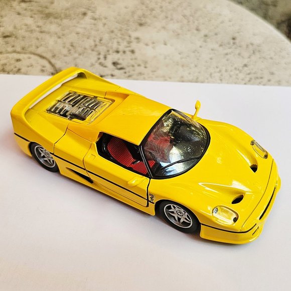 *50% PRICE DROP!* Rare YELLOW Welly 1:24 Ferrari F50 die-cast model car - Picture 9 of 16